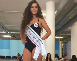 GIOVANNA, MODELLA CURVY ABRUZZESE A MISS ITALIA, ”SEXY E’ UNO STATUS NON UNA TAGLIA”