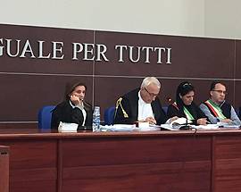 BUSSI: RICHIESTO RISARCIMENTO RECORD AGLI IMPUTATI PER I VELENI, 1,8 MILIARDI