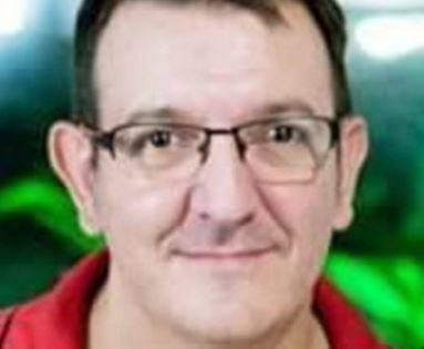 CONDANNATO A 14 ANNI PER L’UCCISIONE DEL PADRE: TROVATO MORTO DOPO UN INCIDENTE IN SARDEGNA