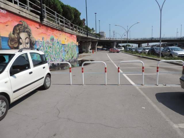 PESCARA: PALETTI PER PARCHEGGIO PRIVATO SULLA GOLENA NORD, FI SI OPPONE
