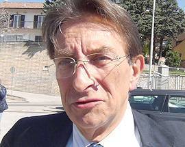 AMA L’AQUILA: CIALENTE RASSICURA, ‘NO A TAGLI SU CORSE UNIVERSITARIE’