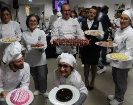 GRAN GALA’ PASTICCERIA A PESCARA CON ALLIEVI ALBERGHIERO ”DE CECCO”