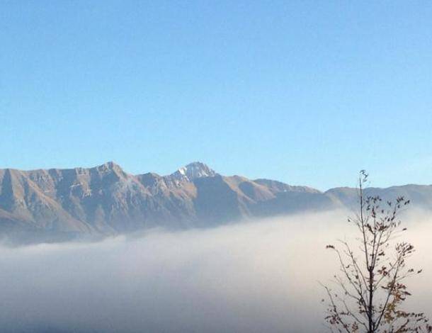 NEVE SU MAIELLA E GRAN SASSO, CHIUDE IL RIFUGIO ”FRANCHETTI”