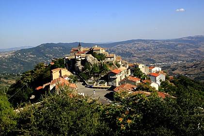 CHIETI: UNA SETTIMANA DI FESTE NELL’ANTICO BORGO DI GUARDIABRUNA