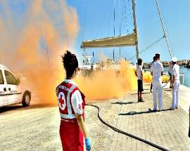 VASTO: ESERCITAZIONI ANTI INCENDIO DELLA GUARDIA COSTIERA