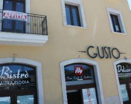 L’AQUILA: APRE GUSTO, BISTROT E CHAMPAGNERIA TRA COMUNE E TRIBUNALE