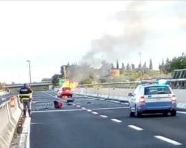 LANCIANO: AUTOMOBILE A METANO IN FIAMME SULLA A14, SFIORATA TRAGEDIA