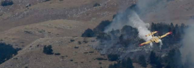 INCENDI IN ABRUZZO, D’ALFONSO: ”CERCHIAMO DI AUMENTARE UOMINI E MEZZI”