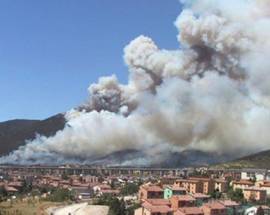 PESCOSANSONESCO, INCENDIO  DEVASTA 60 ETTARI DI BOSCO
