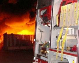 DEPOSITO RIGATTIERE INCENDIATO CON LA GRAPPA A TRASACCO