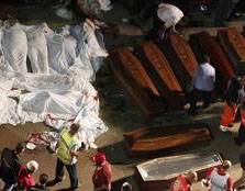 TRAGEDIA IN IRPINIA: AUTOBUS IN SCARPATA, 38 MORTI