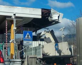 A24: RIAPRE AD AUTO E AI BUS IL CASELLO L’AQUILA EST CHIUSO PER UN INCIDENTE