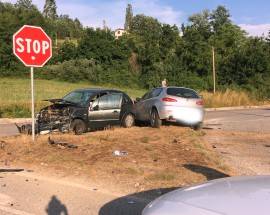 MONTEREALE: INCIDENTE A MARANA, SCONTRO FRONTALE TRA DUE AUTO