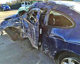 GRAVE SCHIANTO NELLA MARSICA, AUTO CONTRO PALO DELLA LUCE