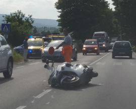 L’AQUILA: PERDE CONTROLLO MOTO E CADE, FERITO AL BIVIO DI ONNA
