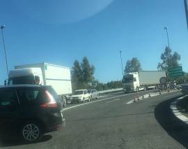 A14: GIORNATA DI INCIDENTI SULL’AUTOSTRADA, DONNA ESTRATTA DALLE LAMIERE DELL’AUTO