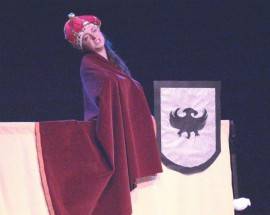 ”IL NOME DELL’AQUILA”, LA STORIA DELLA CITTA’ IN TEATRO SPETTACOLO SULLE CRONACHE DI BUCCIO DI RANALLO