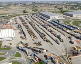 INTERPORTO VAL PESCARA COLLEGATO CON NOVARA  A TRAFFICO ”COMBINATO”
