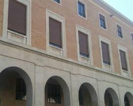 CORONAVIRUS: INTESA SAN PAOLO SOSPENDE RATE MUTUI PER TRE MESI