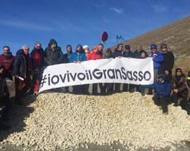 GRAN SASSO: MANIFESTAZIONE CONTRO CHIUSURA STRADA RACOLLO, IPOTESI  GESTIONE AI COMUNI