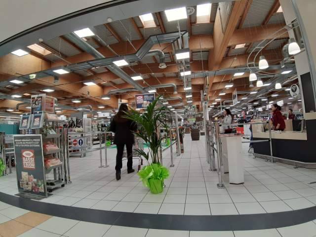 AVEZZANO: RINNOVATA L’IPERCOOP AL CENTRO COMMERCIALE I MARSI