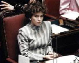 IRENE PIVETTI INDAGATA PER RICICLAGGIO IN IMPORT-EXPORT CINA