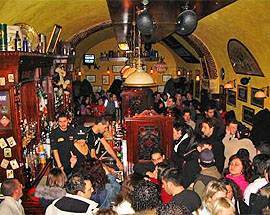 L’AQUILA: IRISH PUB VS COMUNE, ”ABBANDONATI, VENDO TUTTO”