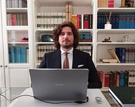 CORONAVIRUS: AQUILANO SI LAUREA IN GIURISPRUDENZA IN VIDEO CONFERENZA CON ROMA