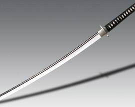 L’AQUILA: UBRIACO AGGREDISCE CARABINIERI ARMATO DI KATANA