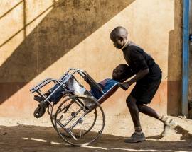 SCUOLE TERAMANE E DEL KENYA INSIEME IN UN CORTO, REGISTA ABRUZZESE PROMUOVE GEMELLAGGIO SIMBOLICO