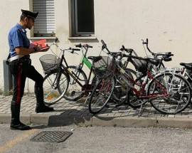 PESCARA: SGOMINATA BABY GANG DEDITA A FURTO  DI BICICLETTE