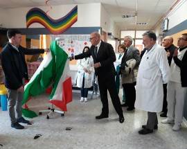AVEZZANO: CONSEGNATA LAMPADA SCIALITICA AL REPARTO DI PEDIATRIA