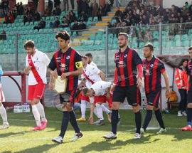 CALCIO: LEGA PRO, I GIOCATORI DELL’AQUILA PAGANO LA TRASFERTA AI TIFOSI