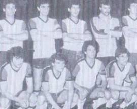MORIRONO A SULMONA 38 ANNI FA, FIORI SULLA LAPIDE DEI TIFOSI L’AQUILA CALCIO