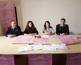 L’AQUILA: CHIAMARLO AMORE NON SI PUO’, GIORNATA CONTRO LA VIOLENZA SULLE DONNE