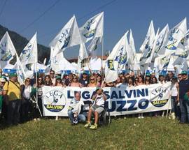 LEGHISTI A PONTIDA: SALVINI”GOVERNEREMO 30 ANNI”, TANTI DA ABRUZZO, ”FASE EPOCALE”