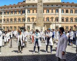 MEDICI E STUDENTI IN PIAZZA: MACCARONE (LEGA), ”AL FIANCO DEI CAMICI BIANCHI”