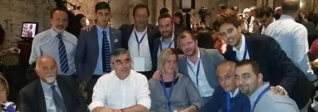 LEOPOLDA: PD L’AQUILA DISERTA, SORPRESE CAPUTI E D’ALFONSO JR