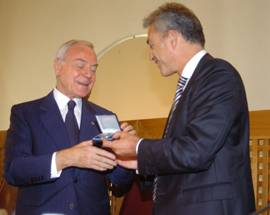 REGIONE: MEDAGLIA APRUTIUM A LETTA, ”L’ABRUZZO E’ NEL MIO CUORE”