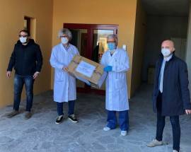 CORONAVIRUS: LIONS CLUB L’AQUILA DONA OLTRE 350 MASCHERINE FFP3 A SANITARI