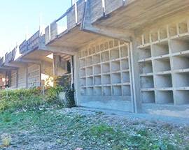CIMITERO L’AQUILA: VERRA’ ABBATTUTO IL LOCULARIO ”ECOMOSTRO” DI 30 ANNI