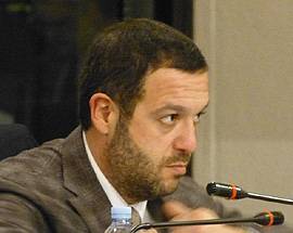 REFERENDUM: SOSPIRI (FI), ”CHE FINE FANNO PROMESSE DI RENZI E D’ALFONSO”