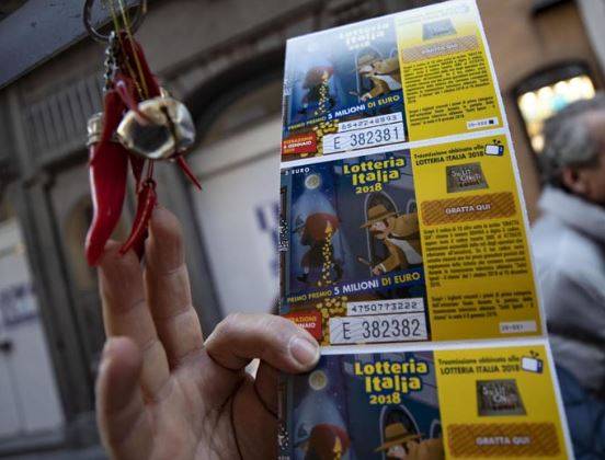LOTTERIA ITALIA: ECCO COME RITIRARE I PREMI, OLTRE 29 MILIONI MAI RISCOSSI