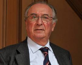 GRANDI RISCHI: LA COMMISSIONE CI RIPENSA, DIMISSIONI SOSPESE