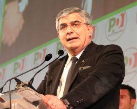 GOVERNO: SI TRATTA SU SOTTOSEGRETARI, SPUNTA NOME DI D’ALFONSO