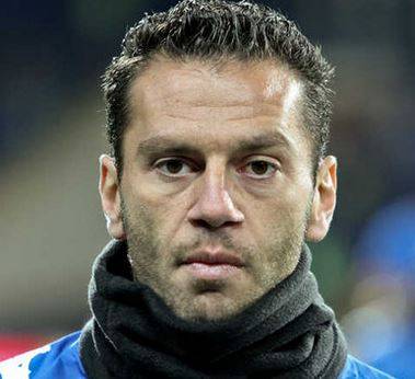 PESCARA CALCIO: LEGROTTAGLIE RESTA IN PANCHINA, SOCIETA’ SCIOGLIE RISERVE