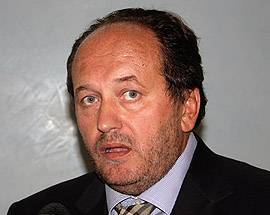 DE FANIS: ”NON HO AVVELENATO MIA MOGLIE, BUGIE PER LA ZINGARIELLO”