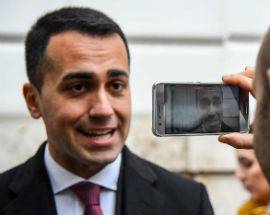 ELEZIONI: ”HA VINTO IL M5S, VOGLIAMO I MODULI PER IL REDDITO DI CITTADINANZA”