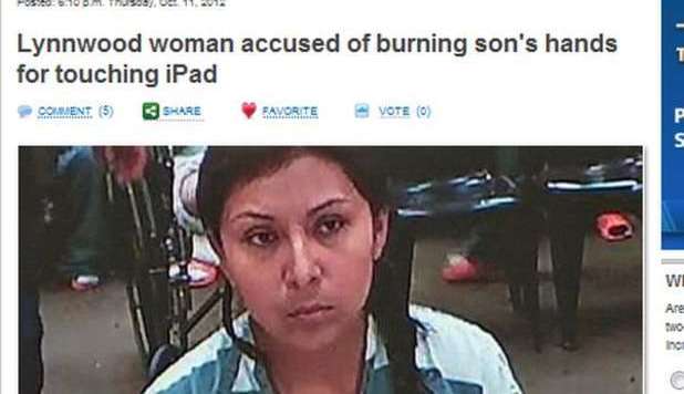 BIMBO TOCCA L’IPAD: LA MADRE LO PUNISCE BRUCIANDOGLI LA MANO