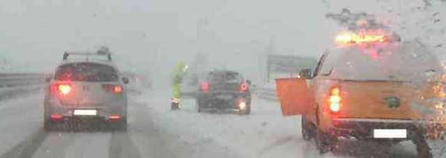 NEVE IN ABRUZZO: INCIDENTI IN STATALE E AUTOSTRADA, DOMANI TEMPO MIGLIORA